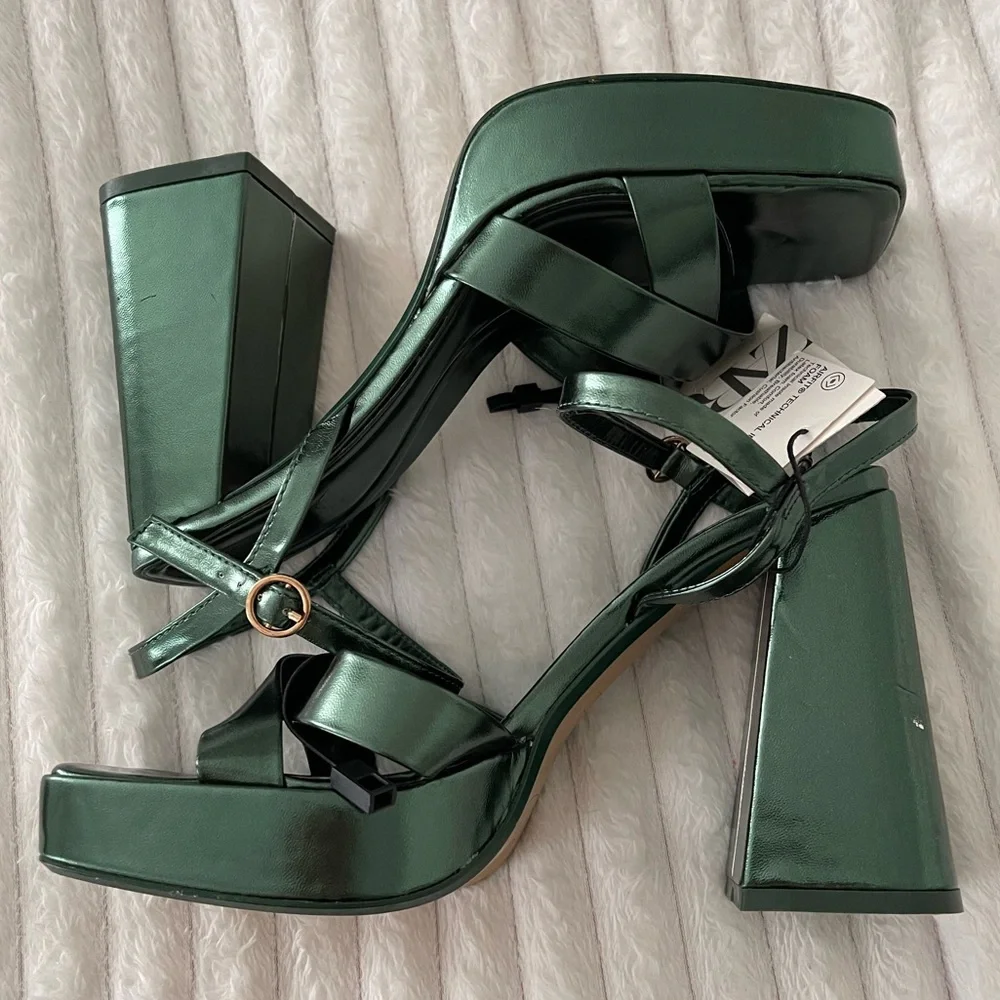 Zara Emerald Green Ankle Strap Platform Sandals - Picture 9 of 11